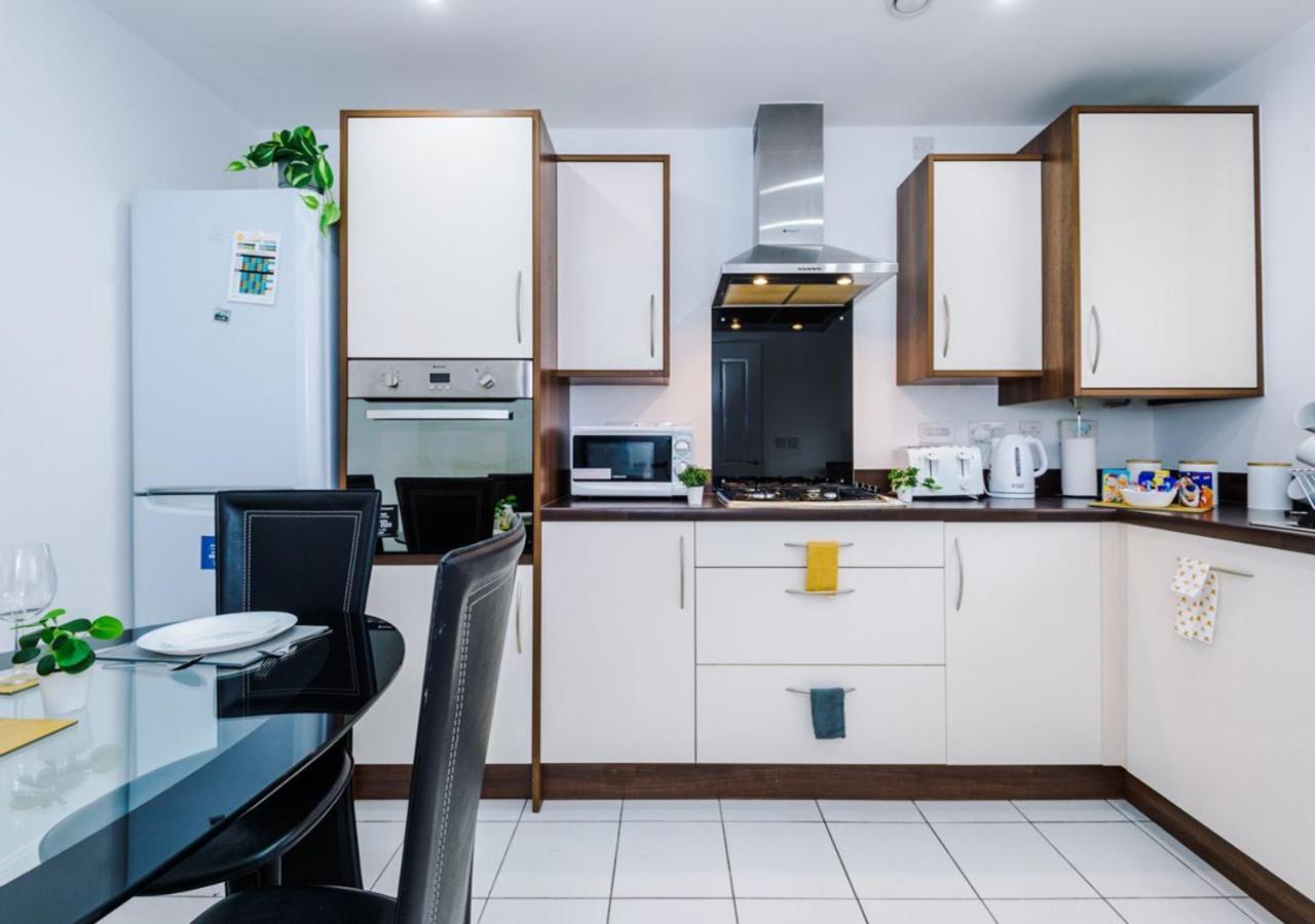 Luxury 3 Bedroom House Close To Manchester Center Экстерьер фото